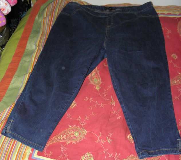 Jeans elasticizzati a pinocchietto taglia 52 circa