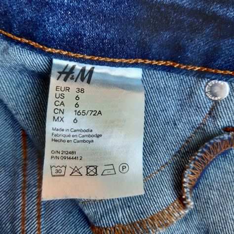 Jeans marca HampM taglia EUR 38 piugrave omaggio