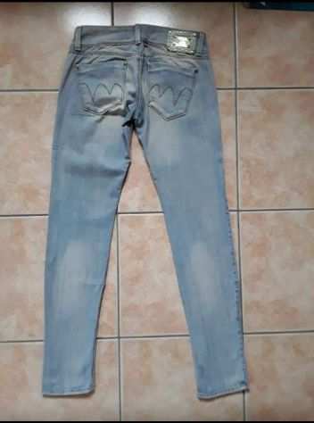 Jeans metinjeans