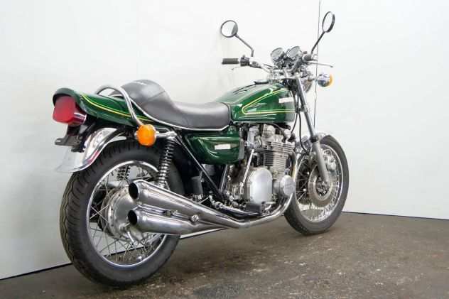 Kawasaki Z900 Verde 36