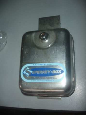 Key box (asta corta) in acciaio