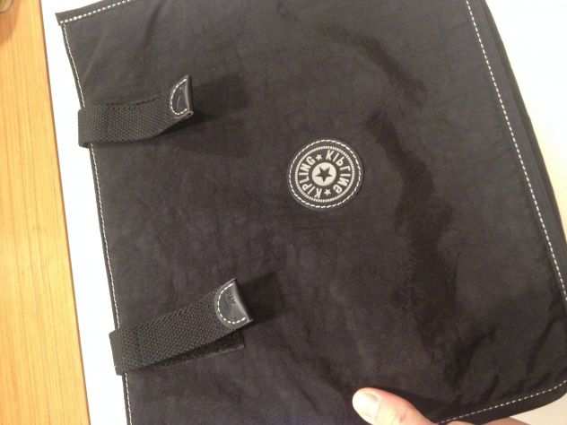 Kipling Borsa porta pc-notebook-tablet, morbida, nera