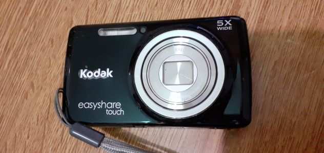 Kodak EasyShare Touch M577 Fotocamera Digitale 14 Megapixel, colore nero