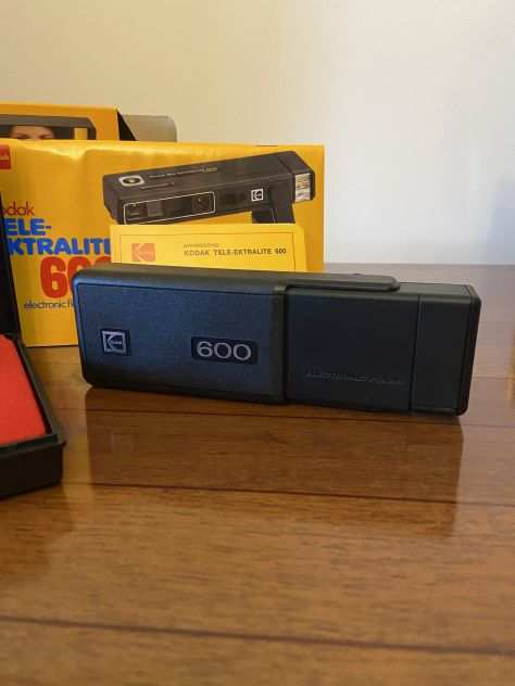 Kodak tele-ektralite 600 vintage con flash elettronico a pellicola