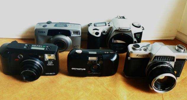 Kowa, Minolta, Canon, Olympus, Konica  lot of 5 Japanese cameras, almost all born in the late 19902000s  Fotocamera analogica