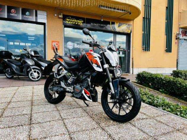 KTM 125 Duke PASSAGGIO GARANZIA TAGLIANDO INCLUSI rif. 18784354