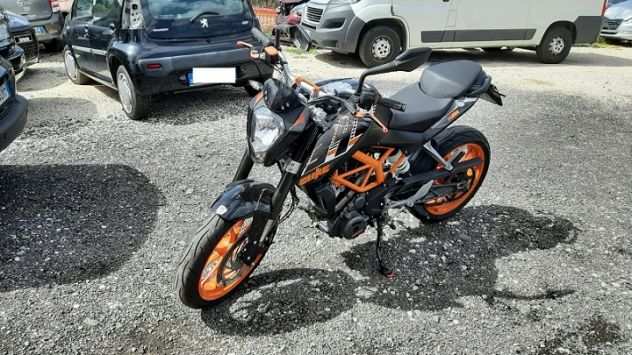 Ktm Duke 390 anno 2016 motore da rivedere