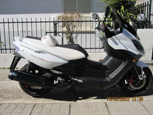 KYMCO Xciting R 300i