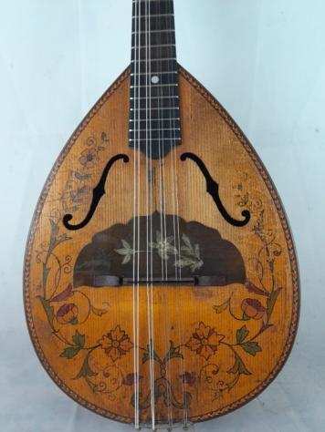 Labelled Raffaele Esposito 1890 - 44 - Mandolino - Italia - 1890