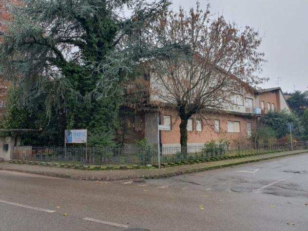 Laboratorio a Modena - Rif. Cassiani 155