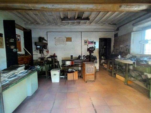 Laboratorio in vendita a Monte San Quirico - Lucca 40 mq Rif 1255789