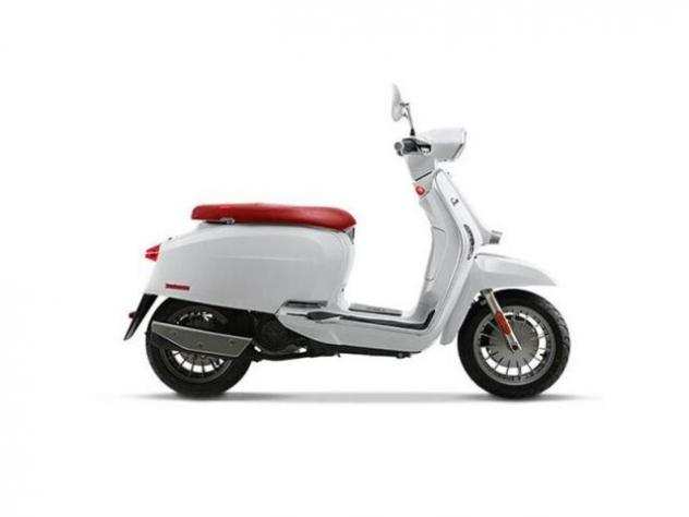 Lambretta V Flex 2022