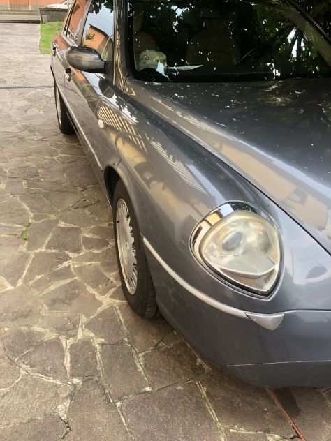 Lancia thesis