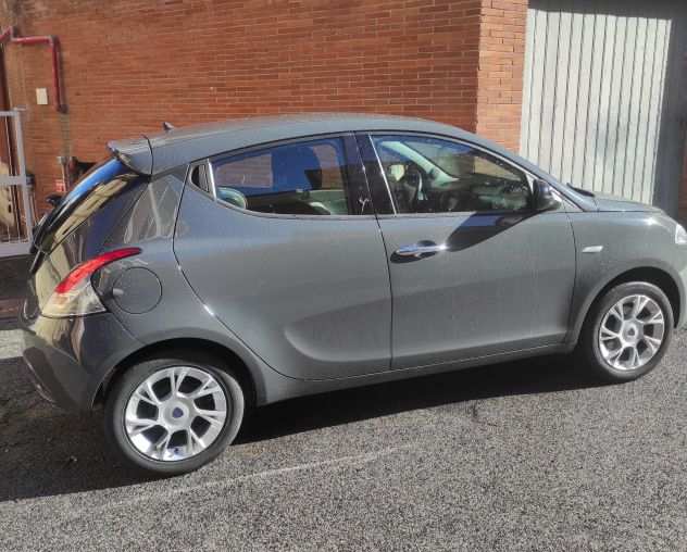 Lancia Ypsilon 0,9 TwinAir euro 6.