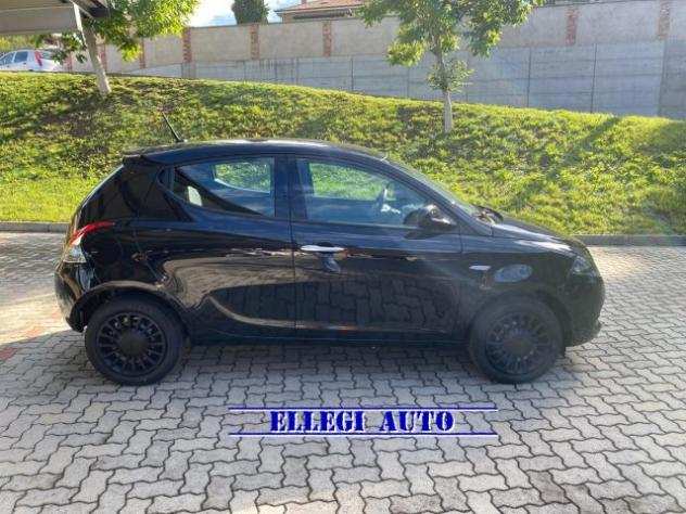 LANCIA Ypsilon 1.0 5 porte Hybrid Silver KM 0 rif. 19271160