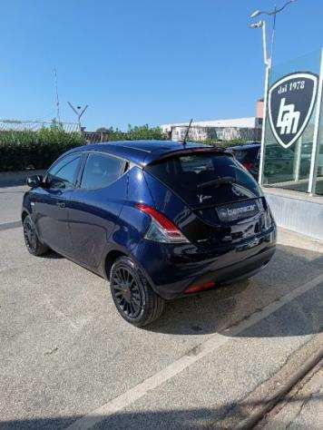 LANCIA Ypsilon 1.0 FireFly 5 porte SampS Hybrid Ecochic Silver i.m rif. 21475929