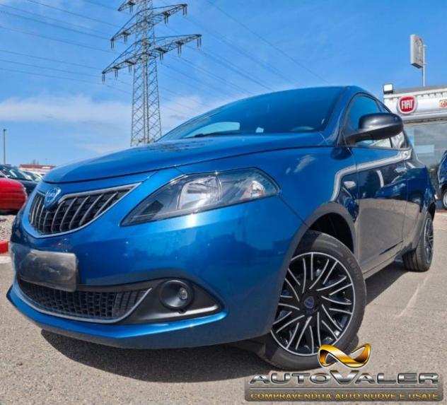 LANCIA Ypsilon 1.0 FireFly 5 porte SampS Hybrid Silver Plus rif. 21477032