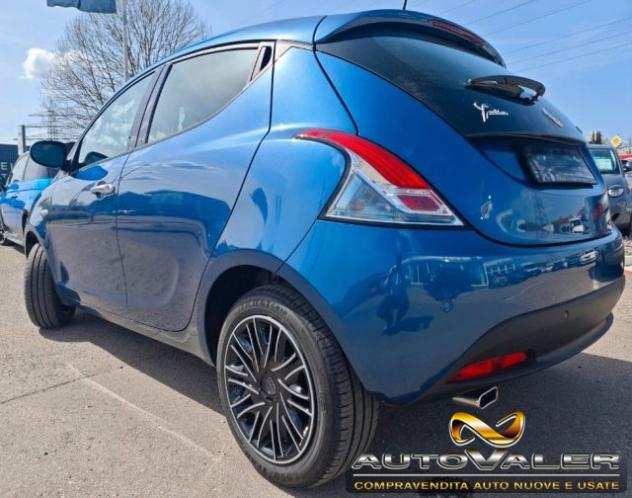 LANCIA Ypsilon 1.0 FireFly 5 porte SampS Hybrid Silver Plus rif. 21477032