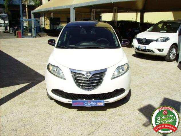 LANCIA Ypsilon 1.2 69 CV 5 porte SampS Gold rif. 21476181