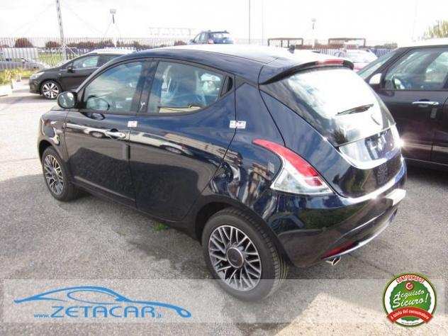 LANCIA Ypsilon FireFly 5 porte SampS Hybrid GOLD  NUOVE  rif. 14530418