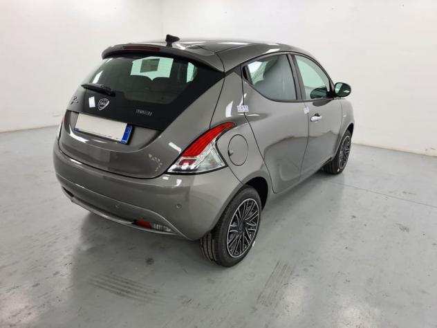 Lancia Ypsilon null