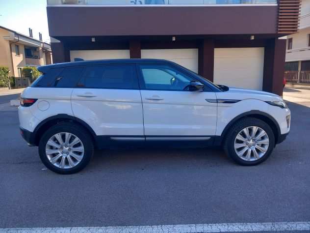 Land Rover Evoque 2.0 Td Pure Automatica FINANZIABILE