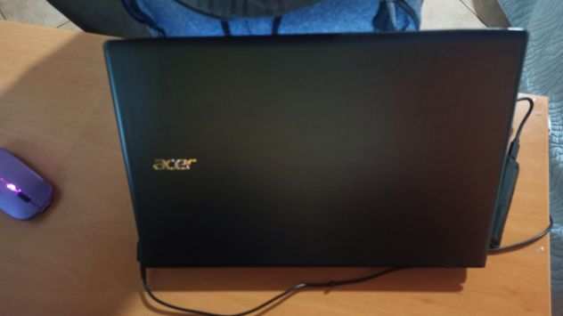 Laptop Acer Aspire E5-575G i5 1TB - 12 GB RAM
