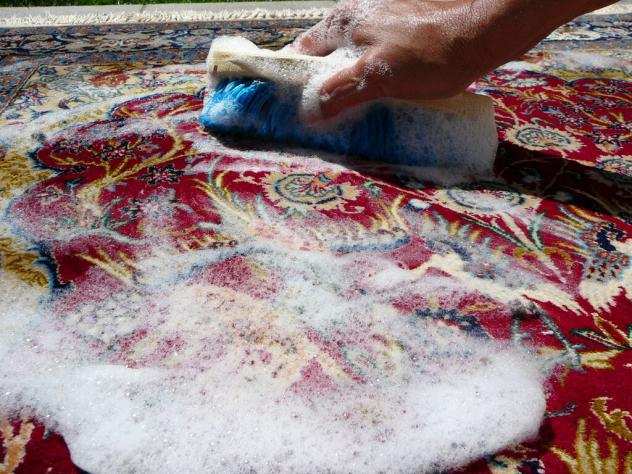 Lavaggio e restauro tappeti persiani Fiumicello Villa Vicentina, pulizia