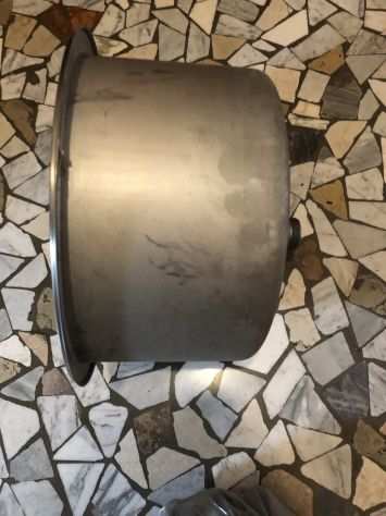 lavello tondo a una vasca Alpes in acciaio per cucina