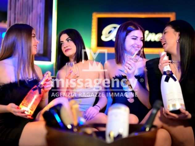 LAVORO NIGHT CLUB RAGAZZA IMMAGINE NELLE PI BELLE E GRANDI CITT                       4.200 euro