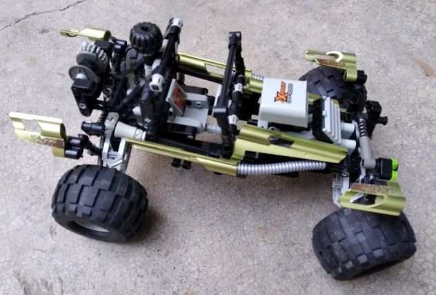 LEGO 8465 Extreme Off-Roader 2001