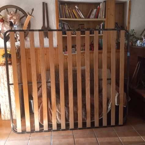 Letto in ottone con rete matrimoniale