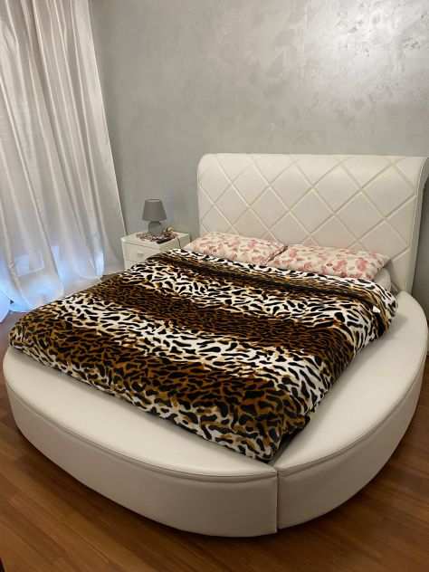 Letto matrimoniale contenitore