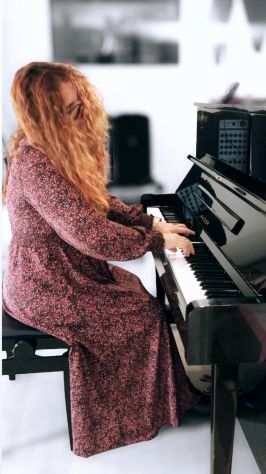 Lezioni di pianoforte e canto moderno