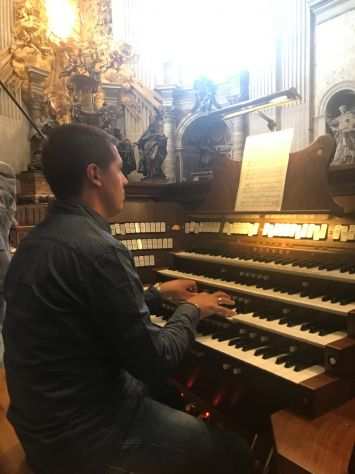 Lezioni di pianoforte e organo - M. Luca Chigioni