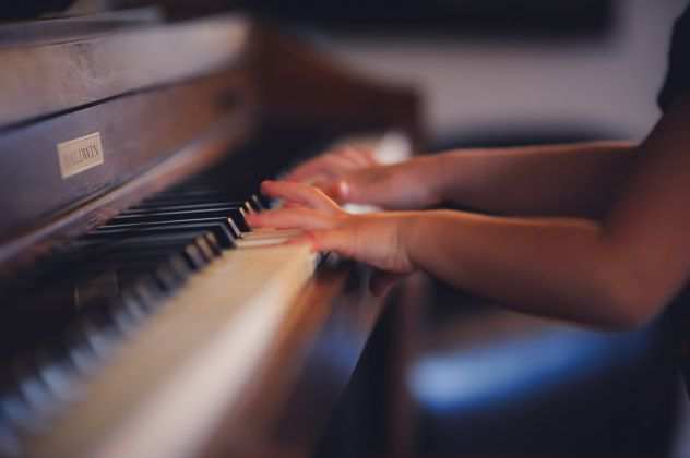 Lezioni di pianoforte in presenza e on-line a Milano