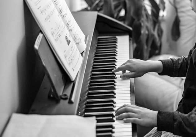 Lezioni pianoforte per dilettanti e professionisti (ANCHE VIA SKIPE)