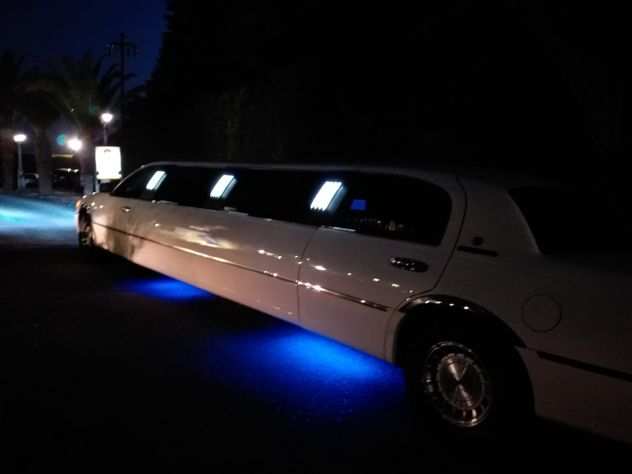 limousine per 18 compleanno,matrimonio a acireale