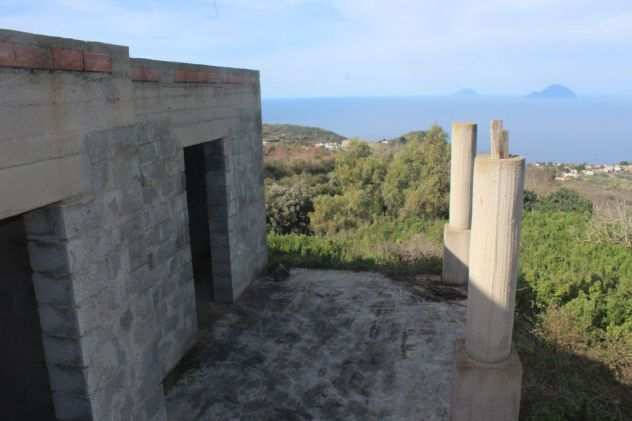 Lipari Quattropani.cod.ve 629-Rustico in costruzione panoramico su due livelli d