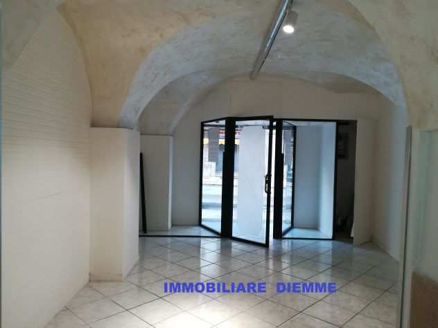 Locale commerciale - Corso Principale