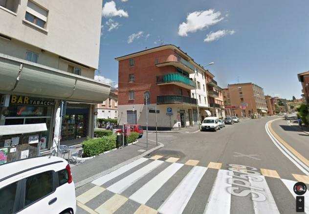 Locale commerciale in vendita a Bologna, Costa Saragozza