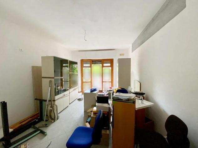 Locale comm.leFondo in affitto a ASCIANO - San Giuliano Terme 26 mq Rif 970013