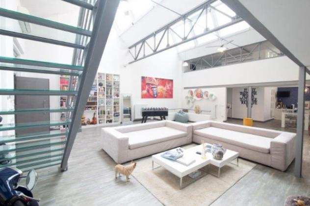 Loft  Open Space di 250 msup2 con 5 locali in vendita a Milano