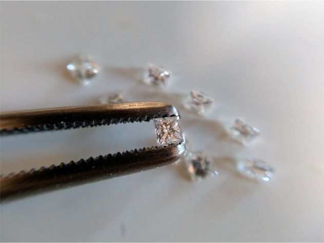 Lotto 10 diamanti 0.03ct 1.70mm taglio Princess - Nuovi