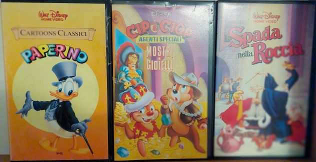 Lotto di 15 Classici di Walt Disney in Videocassette VHS