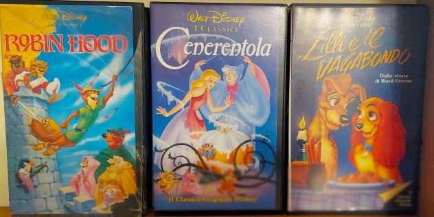 Lotto di 15 Classici di Walt Disney in Videocassette VHS