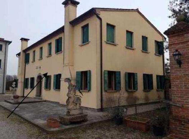 LP176123BIS - Complesso immobiliare situato in via Roma
