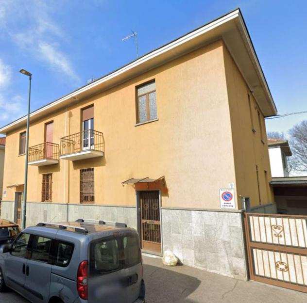 LP208823 - Due appartamenti situati a Torino