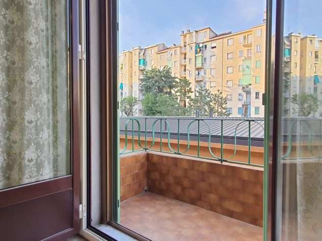 Luminosa doppia con balcone (shared room) - 2 posti letto M1 Gambara
