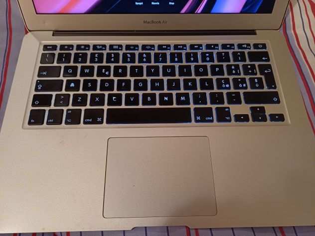 MacBook Air Intel Core i5